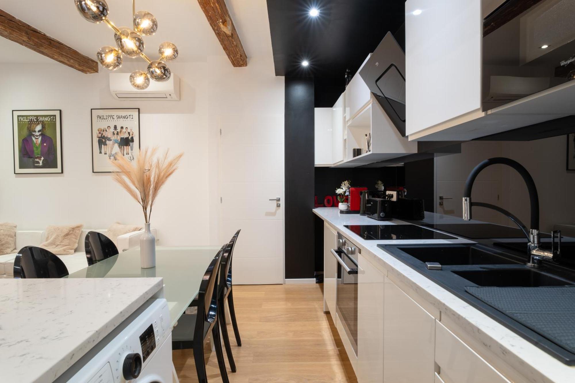 Le Yona Mirabeau - Appartement T3 Atypique Situe Dans Le Centre Ville Historique - Proche Rotonde เอ็ก-ซอง-โพรวองซ์ ภายนอก รูปภาพ